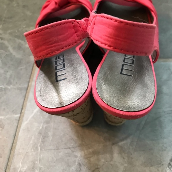 Moda Spana coral wedges - Picture 5 of 6